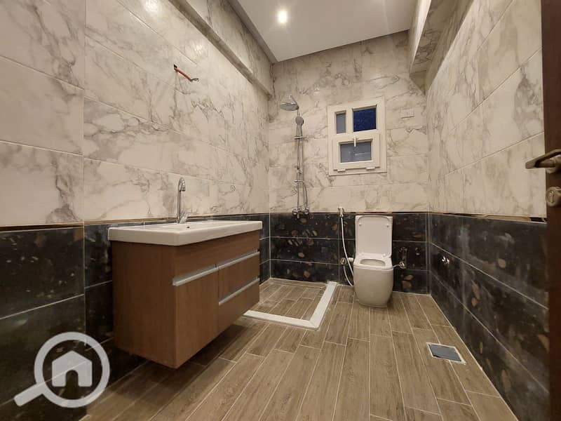 6 c6d926d1-2009-4490-98f9-509ed66ce495. jpg