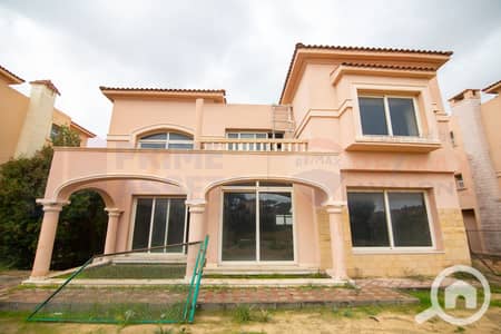 فیلا 6 غرف نوم للبيع في عجمي، الإسكندرية - 1. jpg