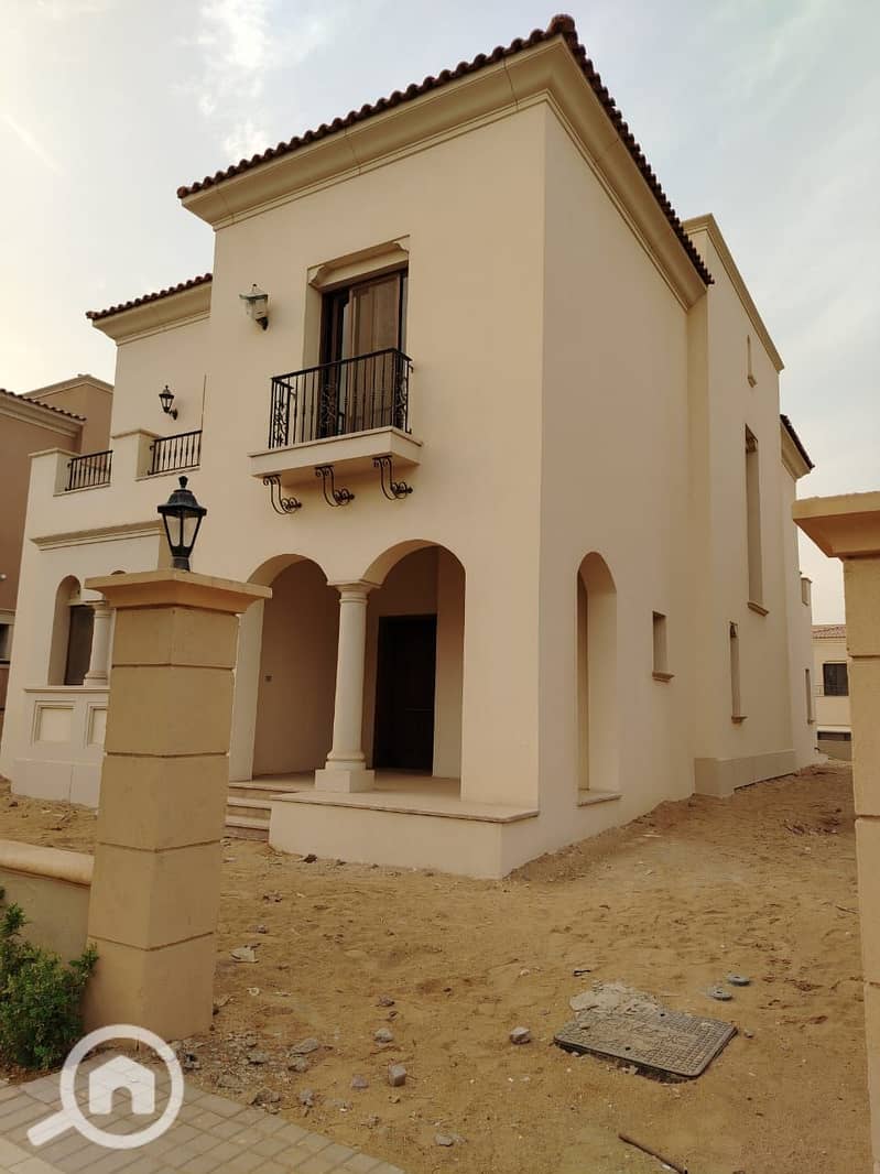 2 f4fabeb8-e921-43c7-92e9-31d7e7e9fcd8. jpg