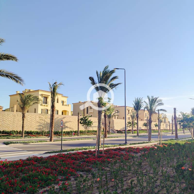 5 c21896d4-86e4-496d-9f15-a53dcf4ecee5. jpg