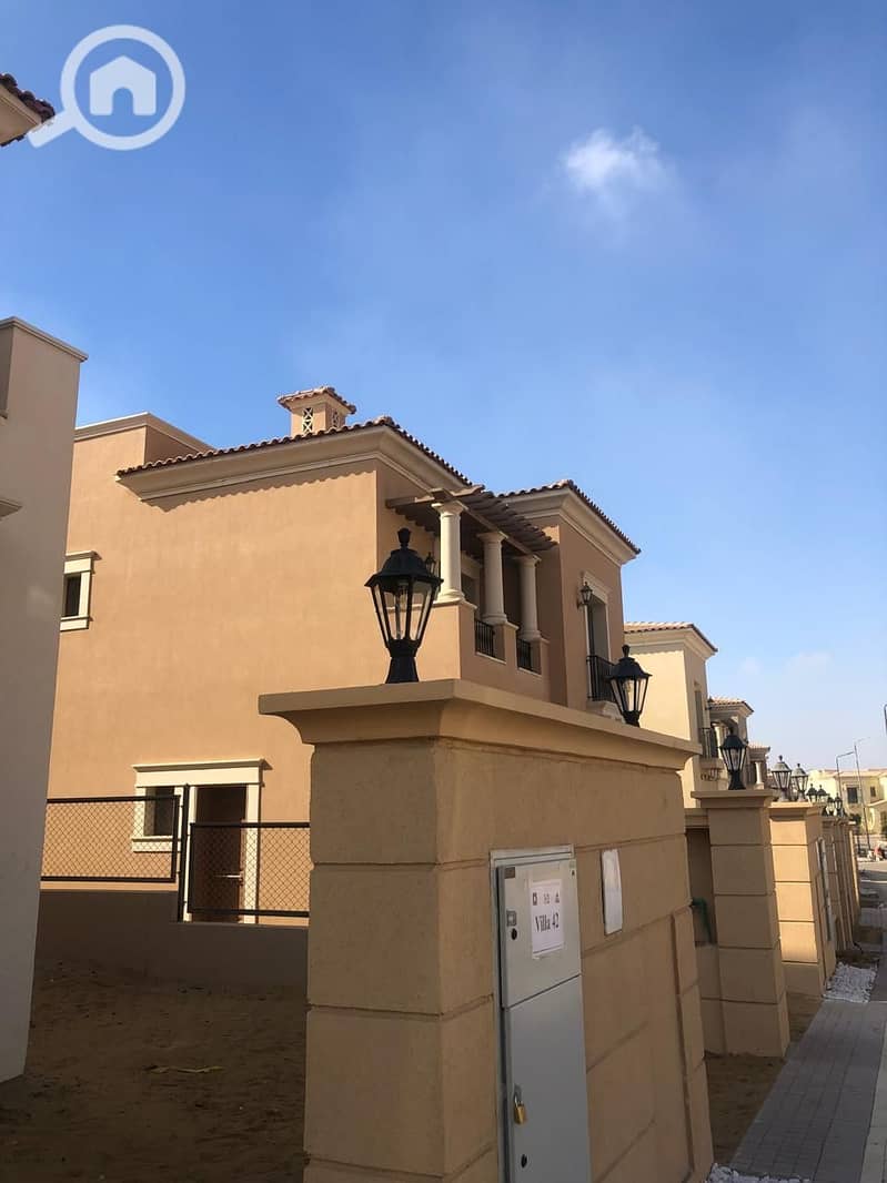 3 75520b91-4566-43d7-ac0e-cfaea7bb5a34. jpg