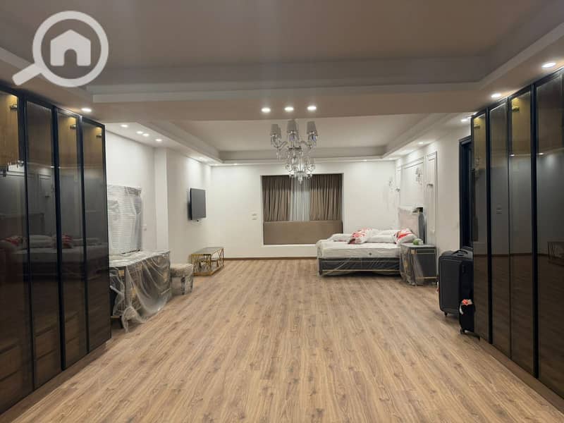 10 a2192a95-8b34-4628-9dfb-8f9f101b99fd. jpg