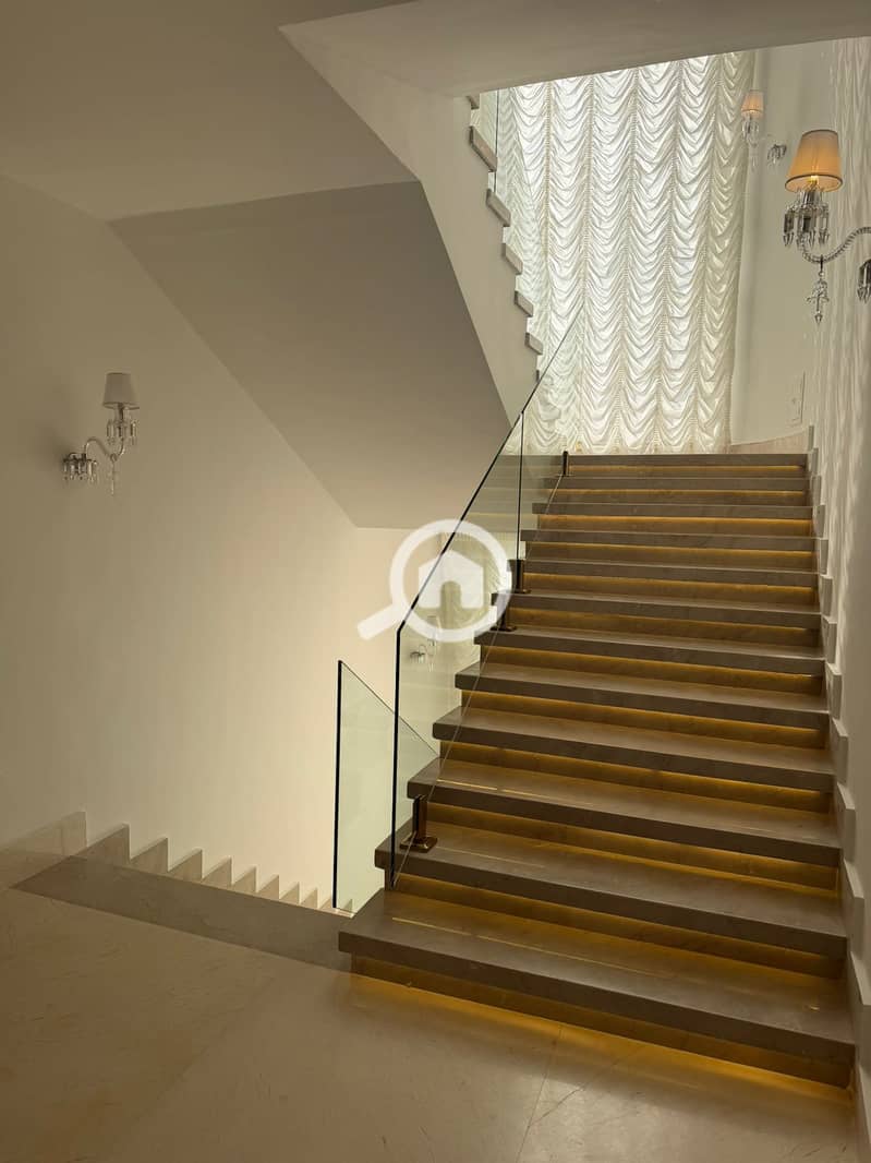 13 bd13db0e-3217-47a1-9431-4d07b5b4a933. jpg