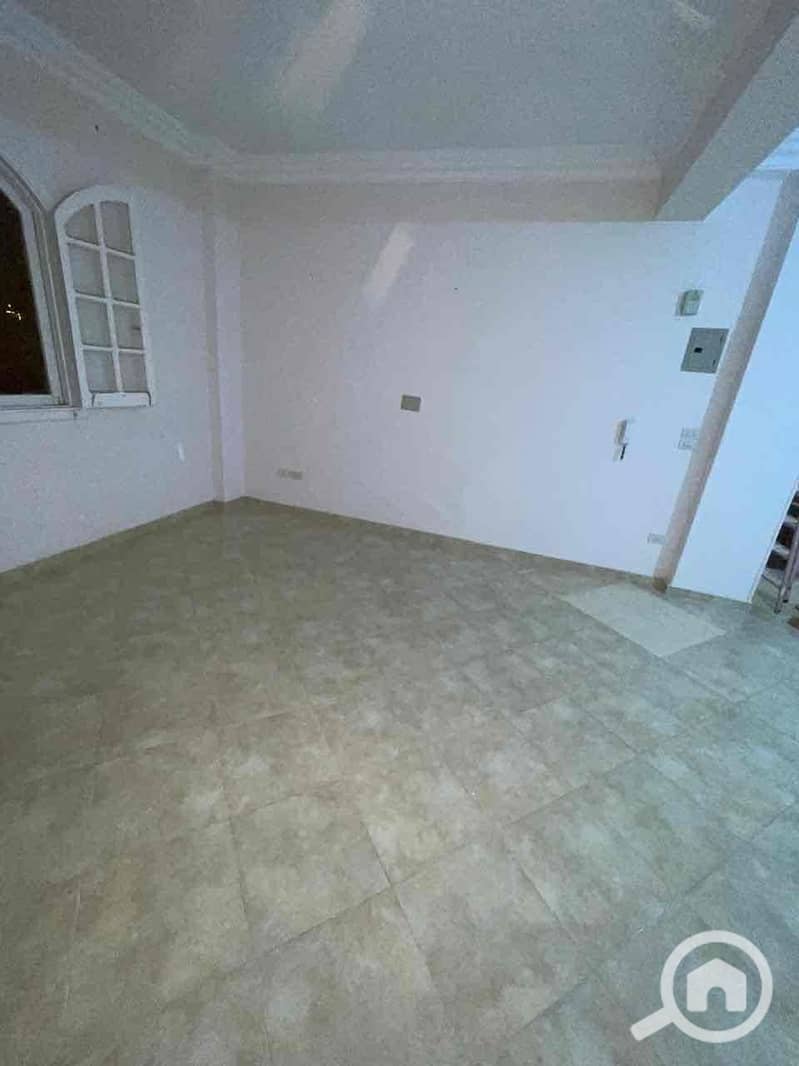 5 d46bbd90-10ac-4c95-b91f-2388a133374e. jpg