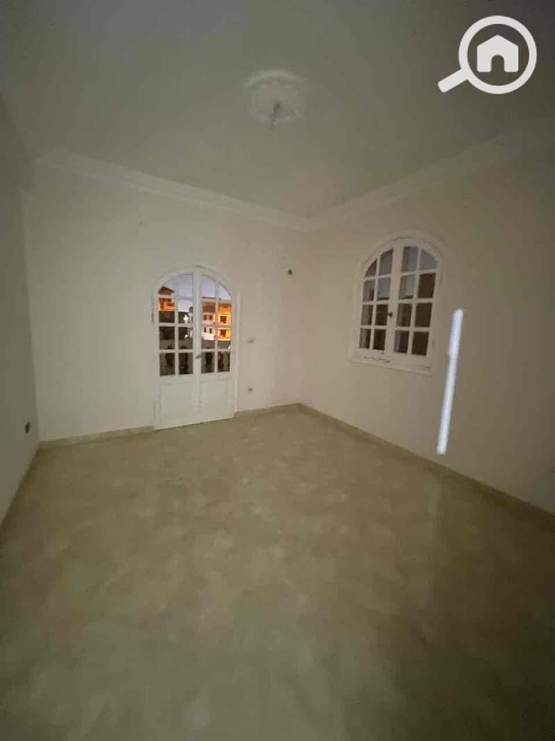 7 272ebfb1-1f26-4b29-8fea-87bf7ff18916. jpg