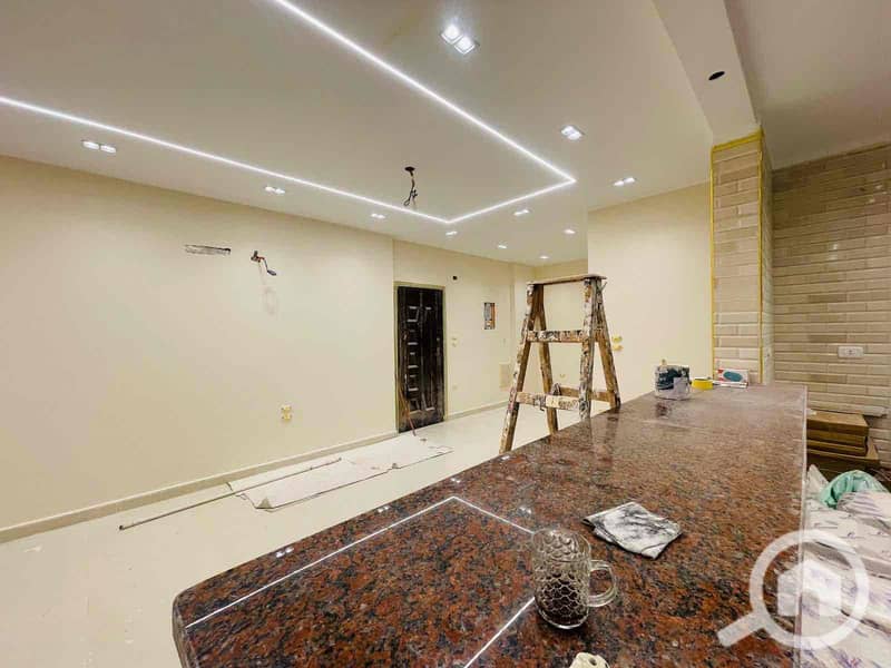 8 dfe1f5b9-2e69-4e67-88b9-26ac8b012889. jpg