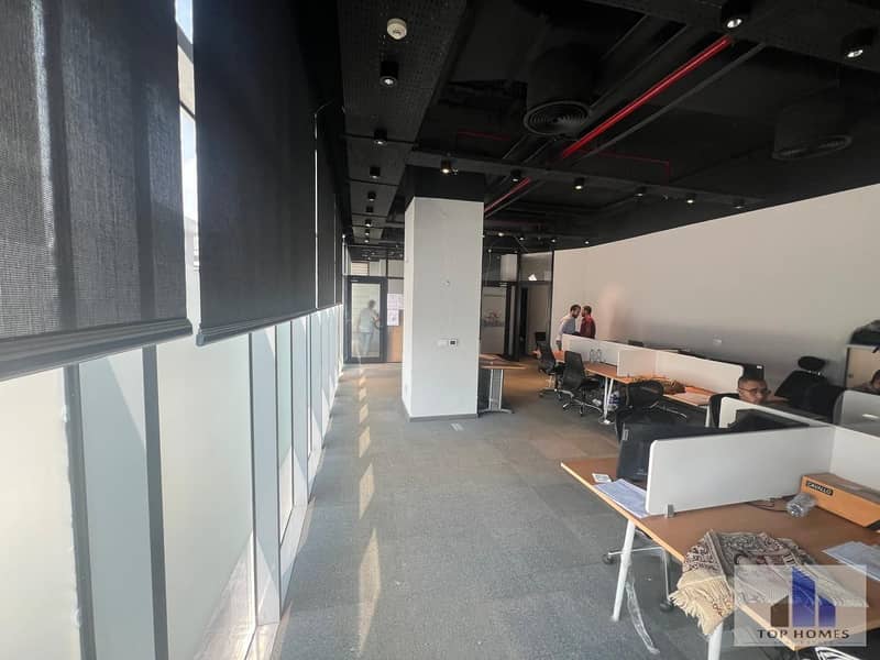 5 WhatsApp Image 2025-12-17 at 11.57. 36 AM (1). jpeg