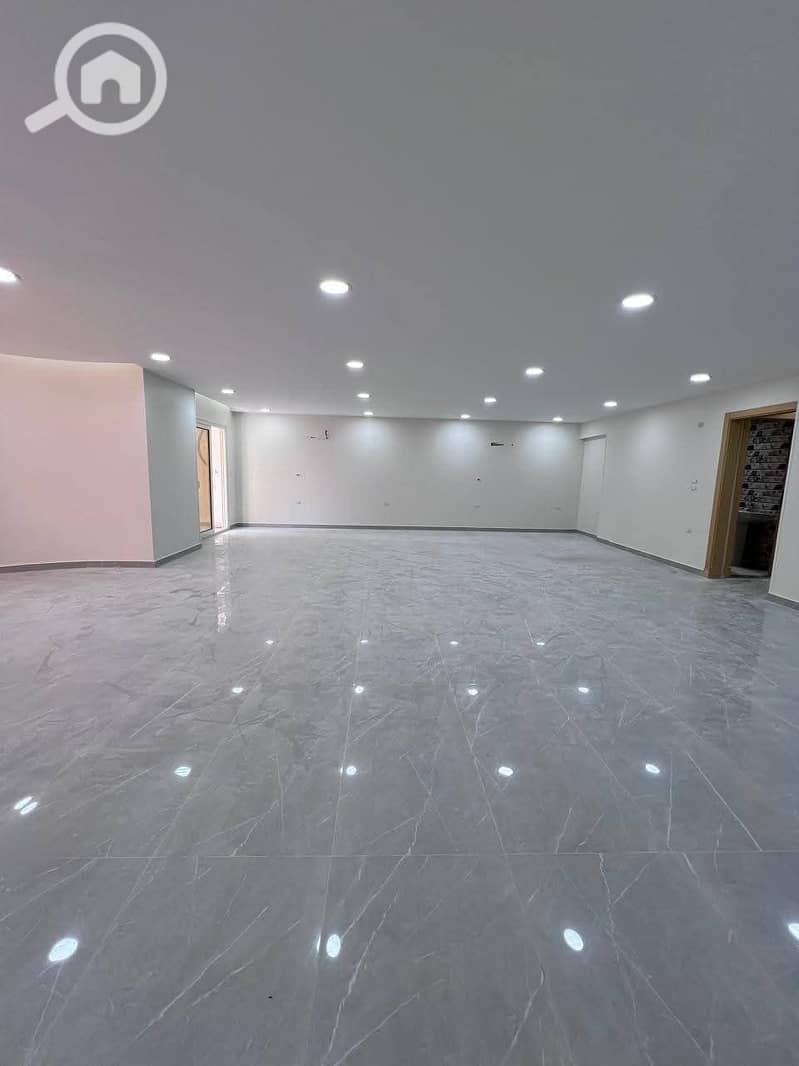 4 70ab4804-b9e3-4afa-aac0-85910997e3b5. jpg