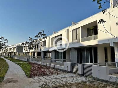 توين هاوس 4 غرف نوم للبيع في 6 أكتوبر، الجيزة - 482602368_1624280051789309_1821020388142690089_n. jpg