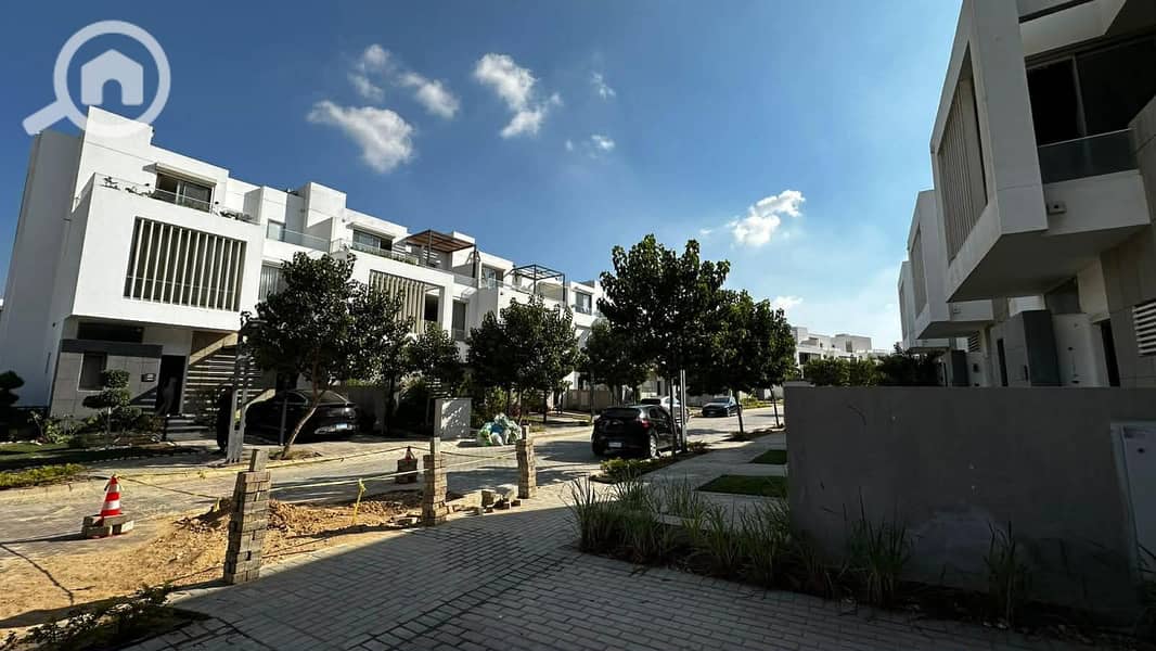 3 3ca47766-d937-4565-a145-4d988320aea0. jpg