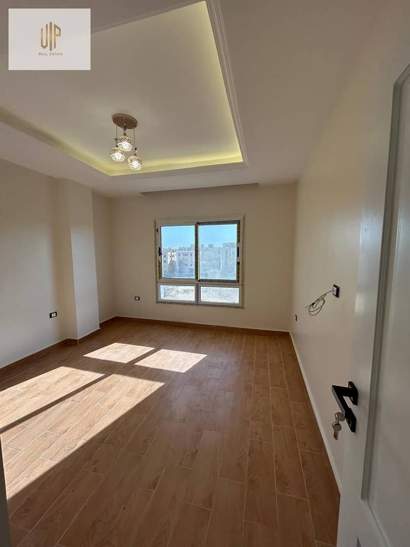 4 WhatsApp Image 2025-12-17 at 1.25. 03 PM (2). jpeg