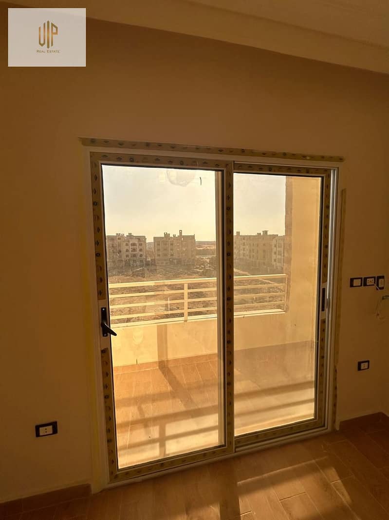 10 WhatsApp Image 2025-12-17 at 1.25. 04 PM. jpeg