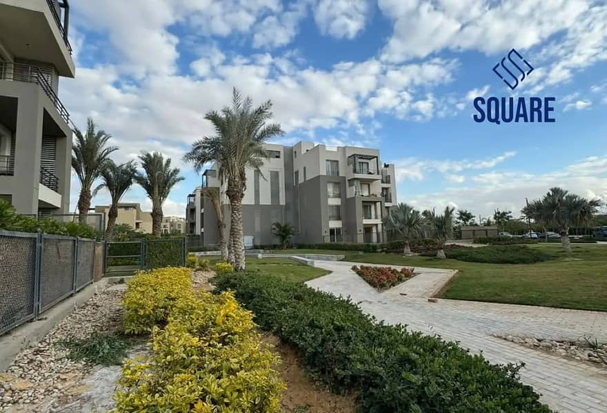 8 8412327-ee213o. jpg