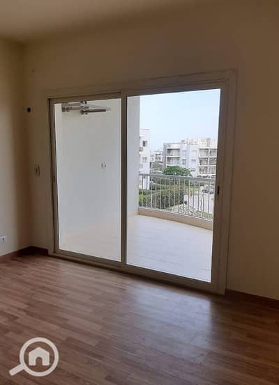 3 Bedroom Flat for Sale in Sheikh Zayed, Giza - WhatsApp Image 2025-12-17 at 3.03. 15 PM (1). jpeg 3 Bedroom Flat for Sale in Sheikh Zayed, Giza - WhatsApp Image 2025-12-17 at 3.03. 15 PM (1). jpeg