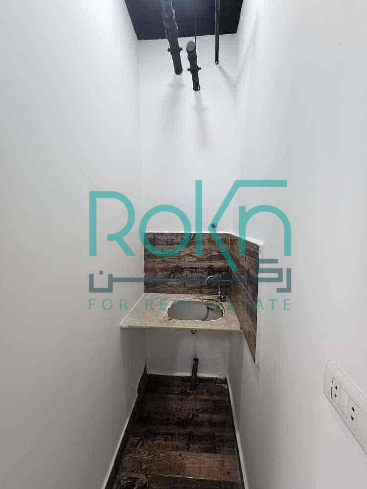 2 528d23db-bad2-4d3b-b321-fb102113dfeb. jpg