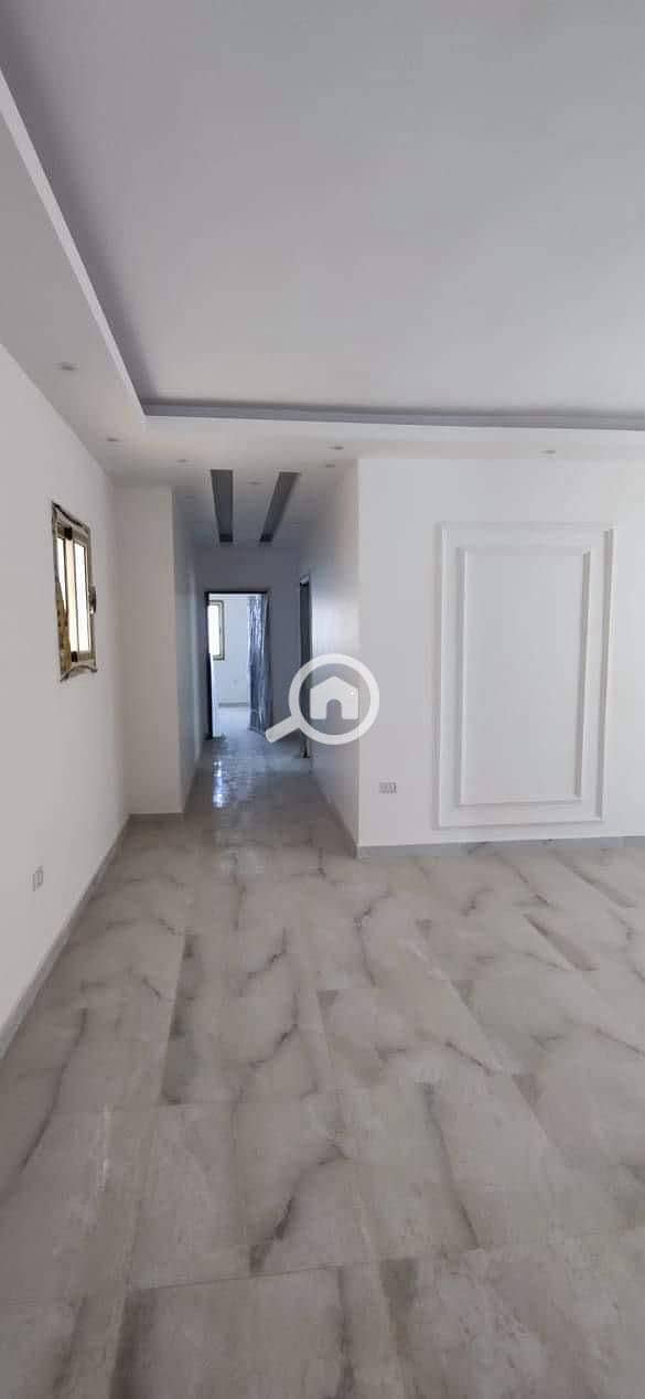 4 WhatsApp Image 2025-12-17 at 15.40. 45. jpeg