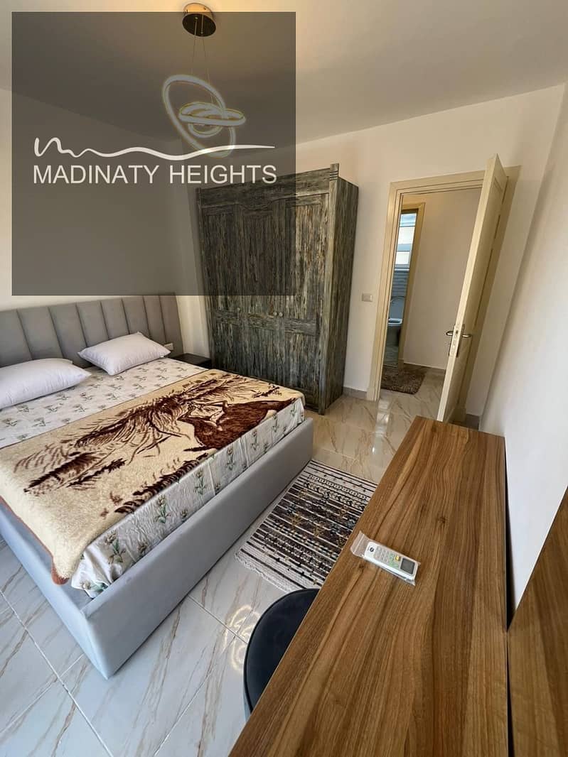 10 WhatsApp Image 2025-12-16 at 18.57. 49_93b7d637. jpg