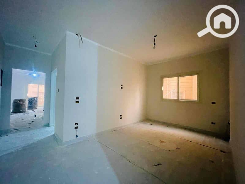 4 c7382b17-409e-4ee1-ba51-afea7d089b79. jpg