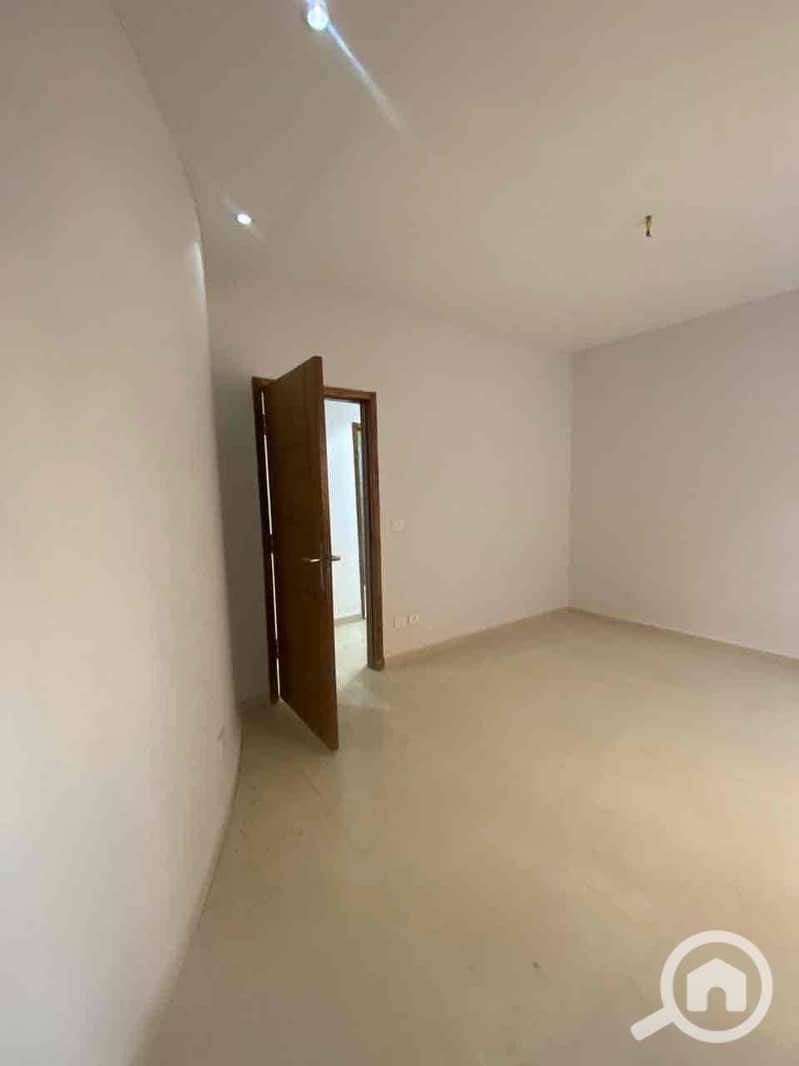 7 0ebe8bea-e2af-47af-9052-7e0876d1b793. jpg