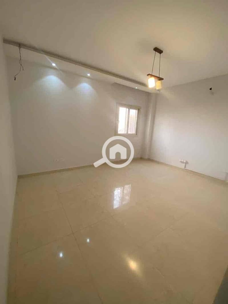 12 a0fe1a02-1b10-4ca5-a72b-d43e9001e663. jpg