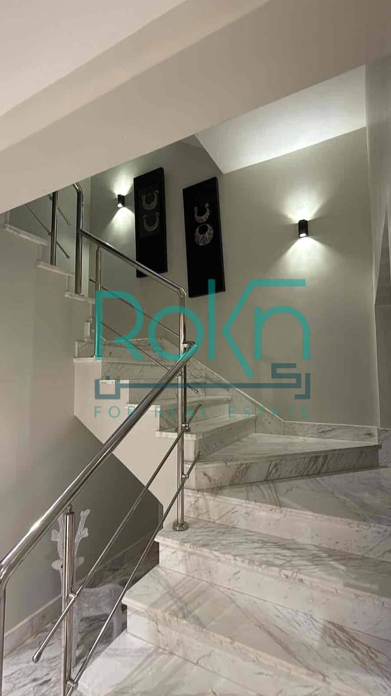 3 40eb3bfd-9428-4515-8962-ab4d697a8345. jpg