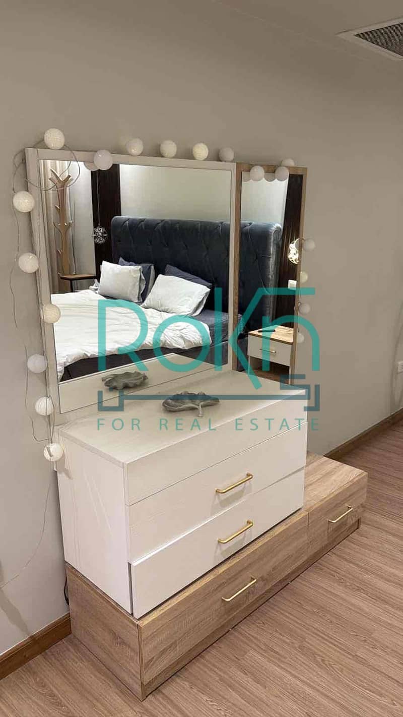 9 33e3a84a-c437-474f-a2ce-702c6214cee1. jpg