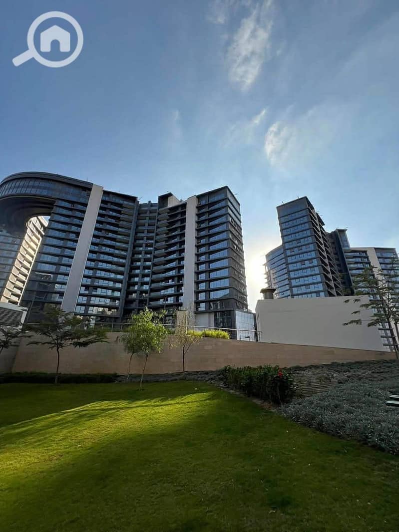 4 26a70ee7-88e7-439e-9416-1695edc1c719. jpg