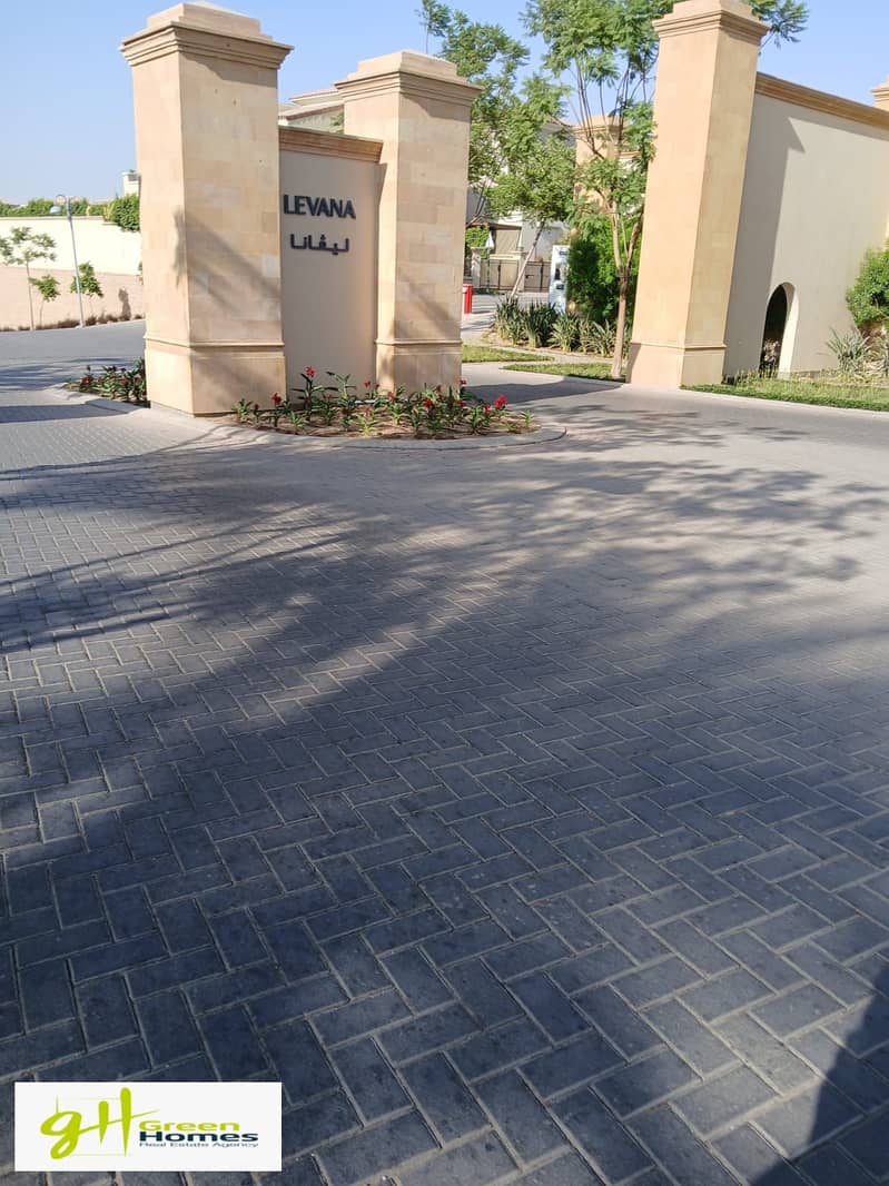 5 WhatsApp Image 2025-10-27 at 1.12. 22 PM (1). jpeg