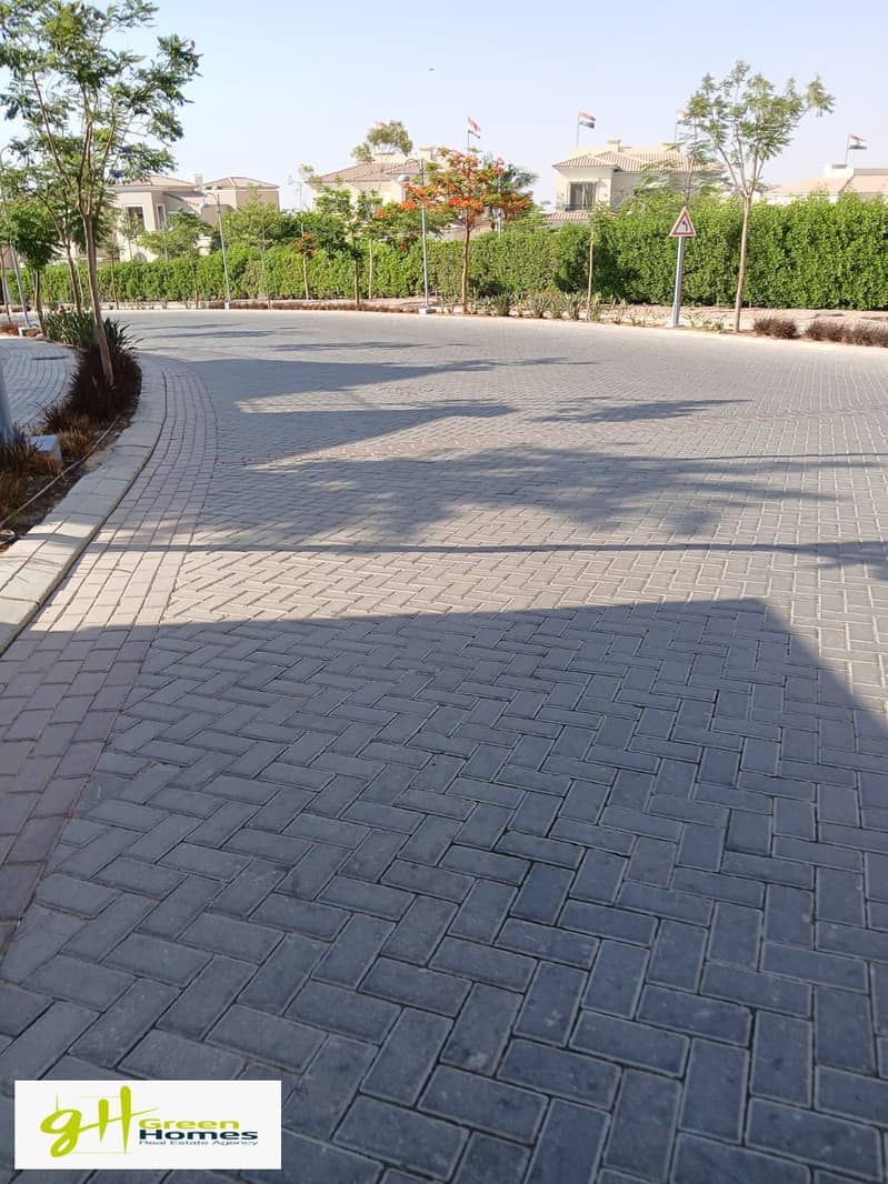 8 WhatsApp Image 2025-10-27 at 1.12. 24 PM (2). jpeg