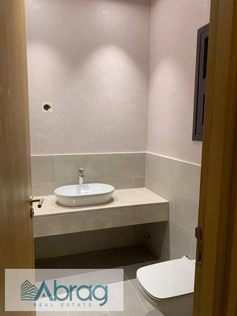 6 WhatsApp Image 2025-12-13 at 10.16. 53 PM (3). jpeg