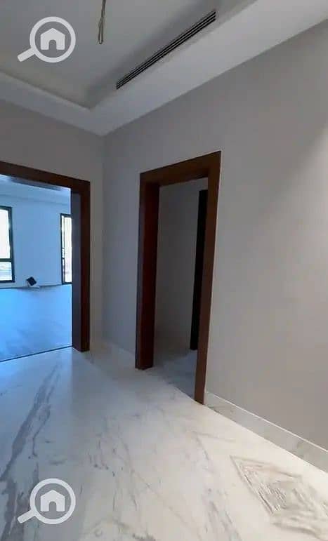 6 32594357-800x600. JPG