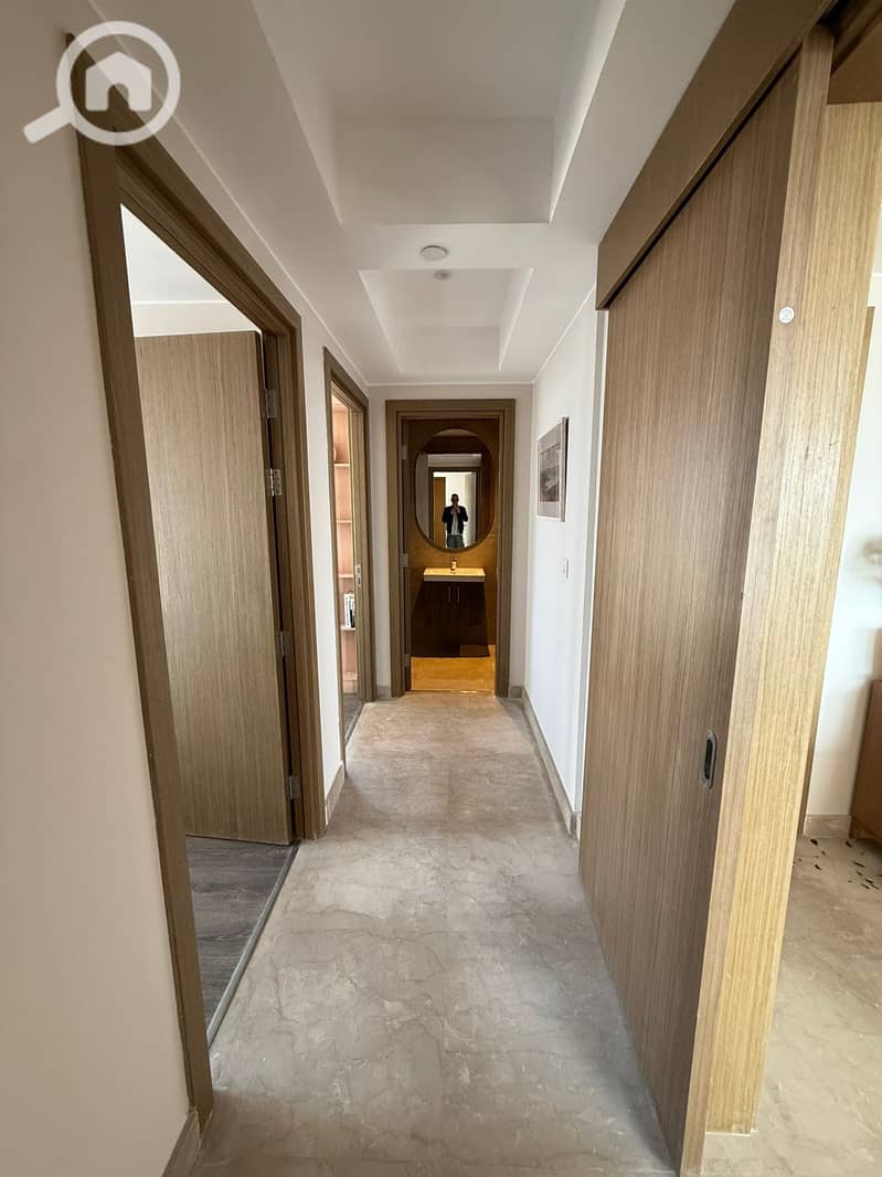 17 WhatsApp Image 2025-09-09 at 11.18. 22_11961e32. jpg