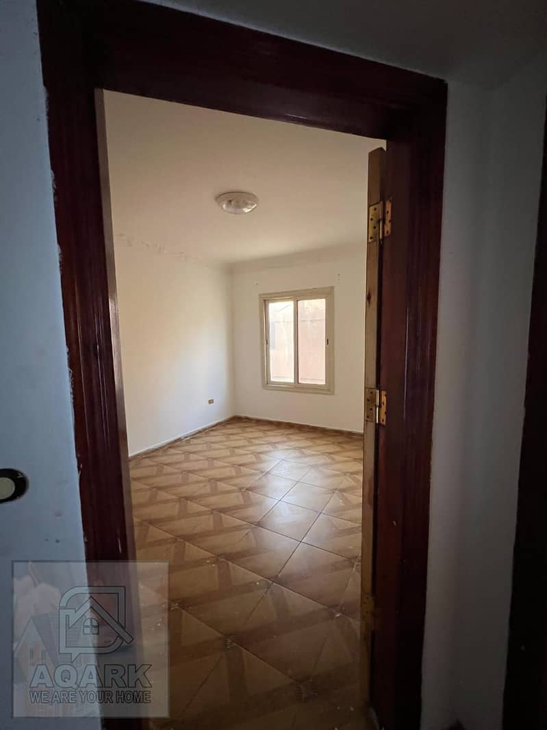 4 64ccde00-878f-4dfb-aa4d-e980b4bccff4. jpg