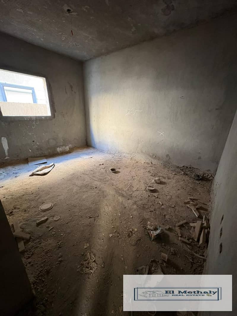 7 4ae4f8e9-3b03-4521-b3eb-41df2ff1b9d5. jpg