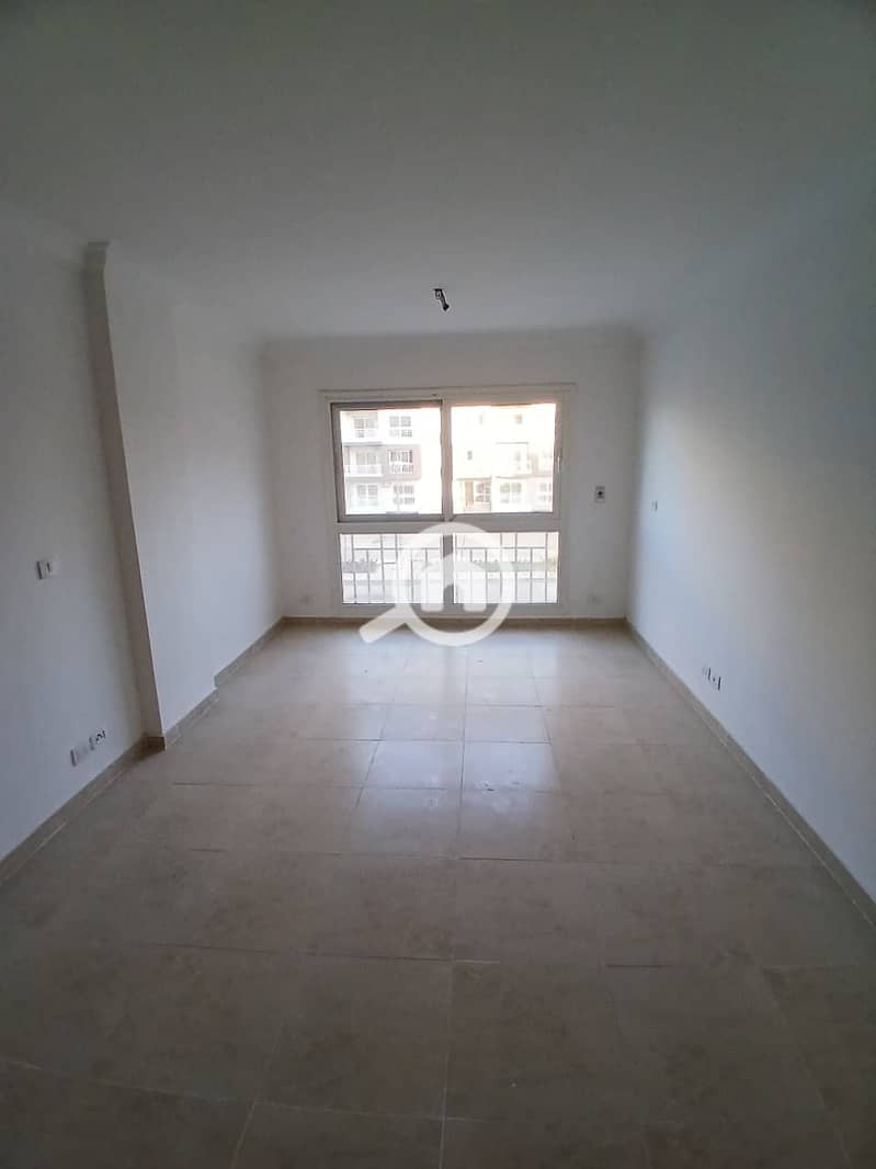 8 WhatsApp Image 2025-11-03 at 15.49. 51 (1). jpeg