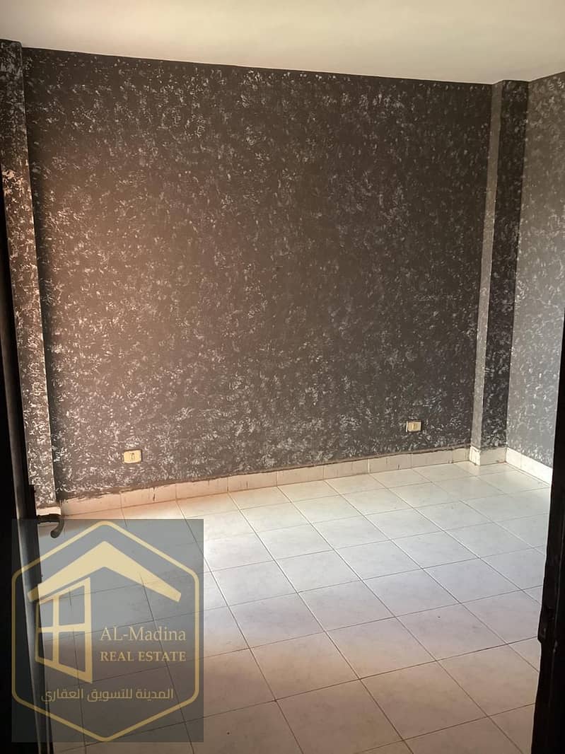 3 WhatsApp Image 2025-12-17 at 16.42. 18_a999a02d. jpg