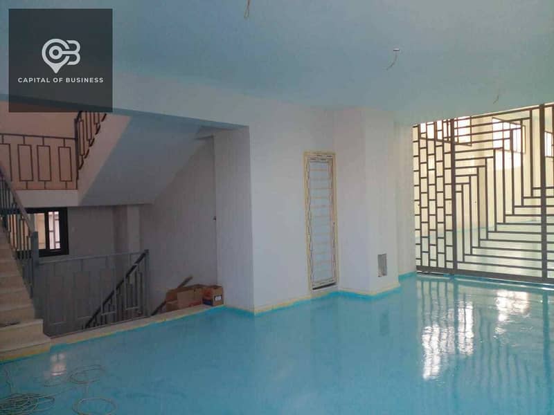 3 69418618f2400_uploads69418618f2194. jpeg