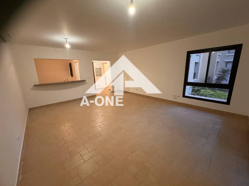 6 cf048dd1-5ba1-4f1c-a536-37db43702b7e. jpg