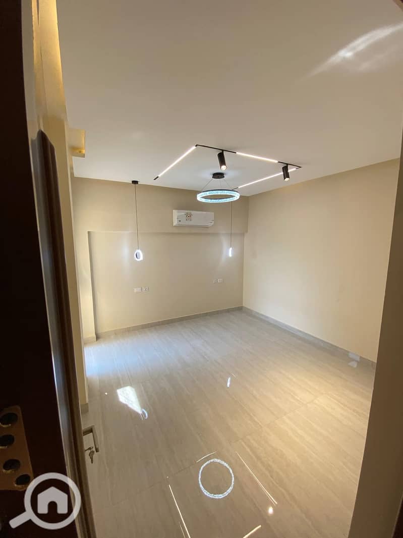 4 WhatsApp Image 2025-12-17 at 5.03. 57 PM (5). jpeg