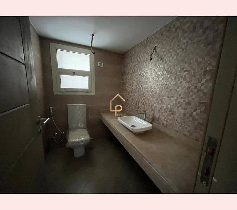 2 WhatsApp Image 2025-12-14 at 1.33. 42 PM (1). jpg