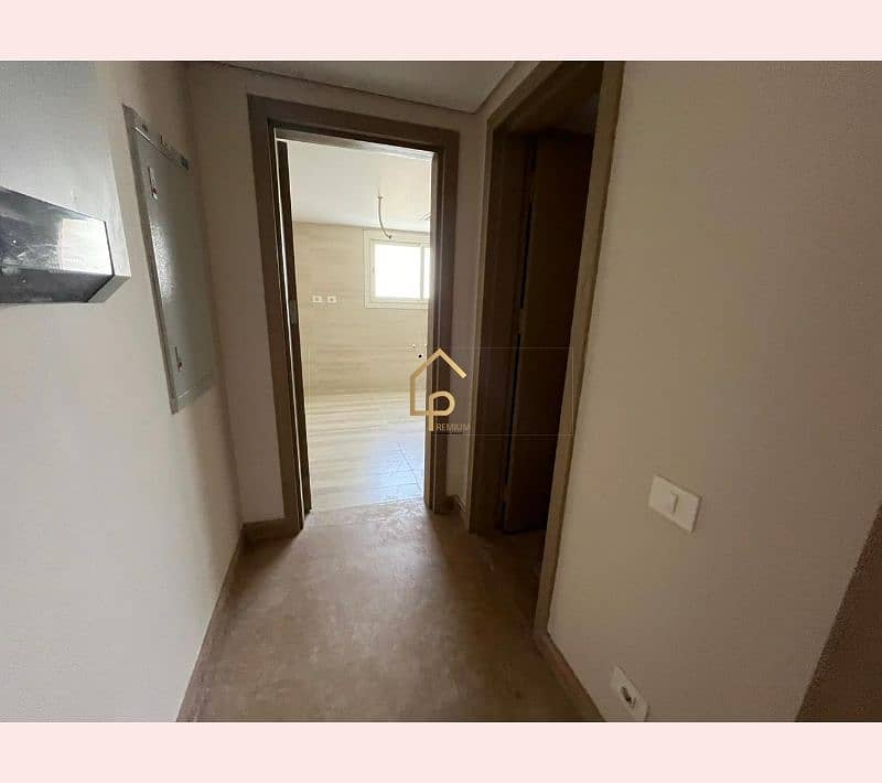 4 WhatsApp Image 2025-12-14 at 1.33. 43 PM. jpg