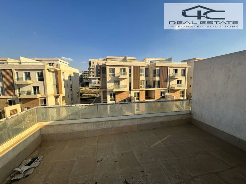 6 WhatsApp Image 2025-12-03 at 14.32. 44 (1). jpeg