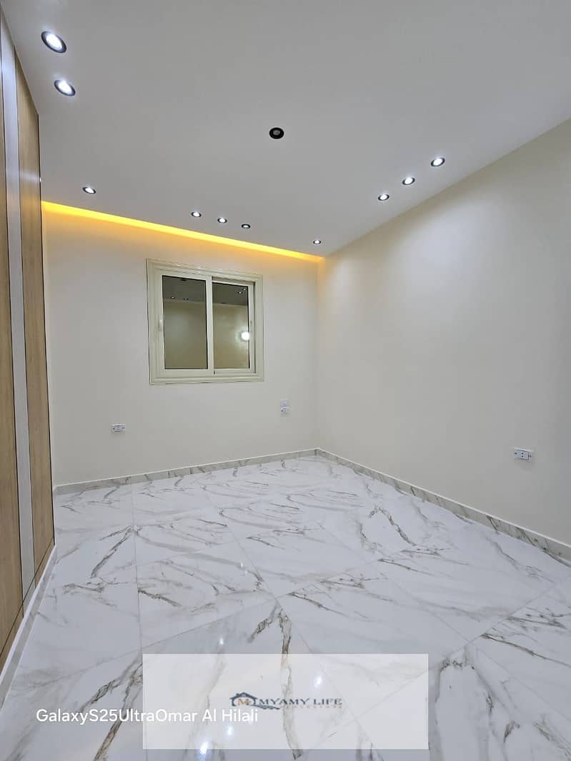 7 WhatsApp Image 2025-11-23 at 12.50. 56 PM. jpeg