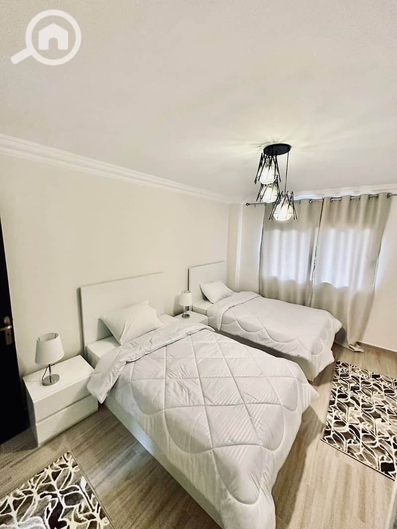 8 3cbd7c4c-9241-492b-bbcc-a8251b734587. jpeg