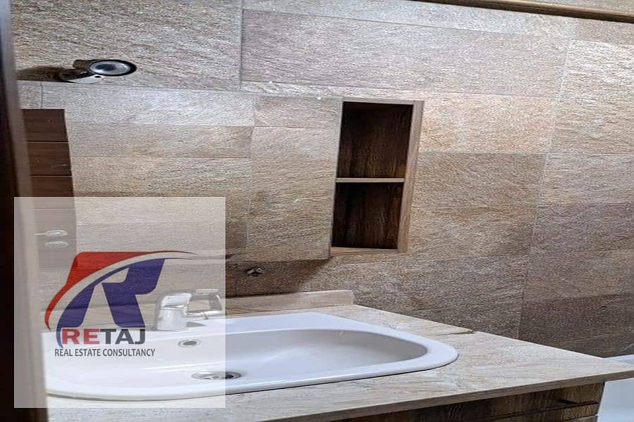 5 WhatsApp Image 2025-12-17 at 16.58. 52 (2). jpeg