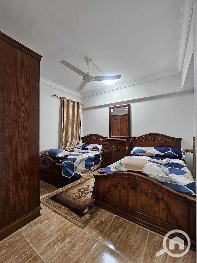 4 45e52a9c-7019-473e-8d82-02cc362bbb20. jpg