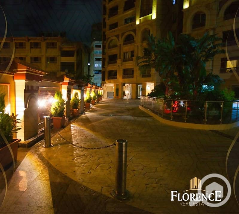 11 21d28dba-4862-40cd-89eb-1f911a34c750. jpg