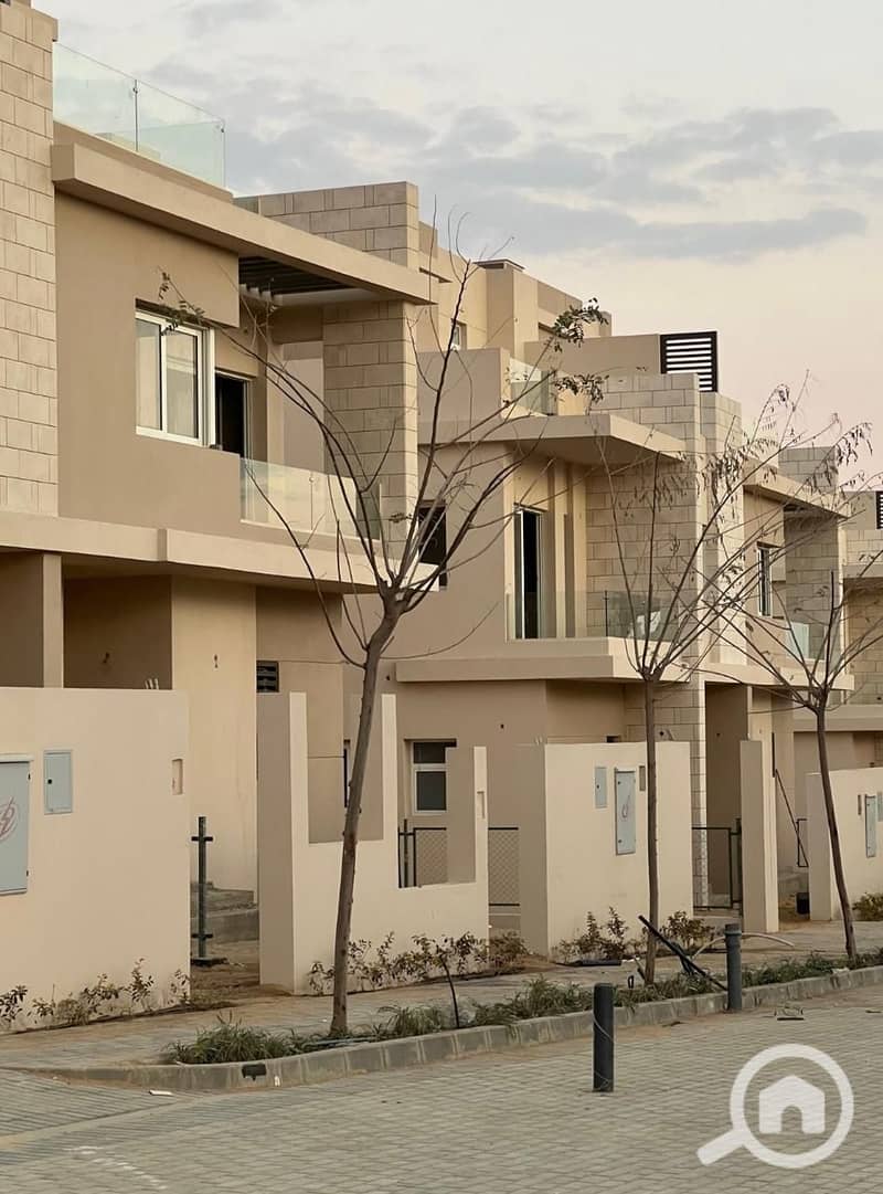 8 WhatsApp Image 2025-09-15 at 1.17. 34 PM (2). jpeg