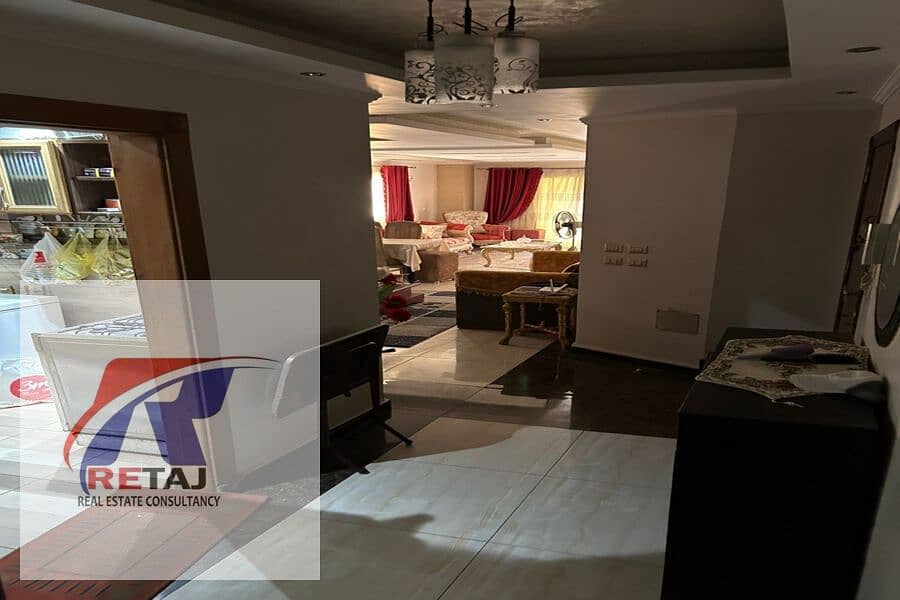 9 f559b565-8cd7-4967-b17d-67af40420a6f. jpg