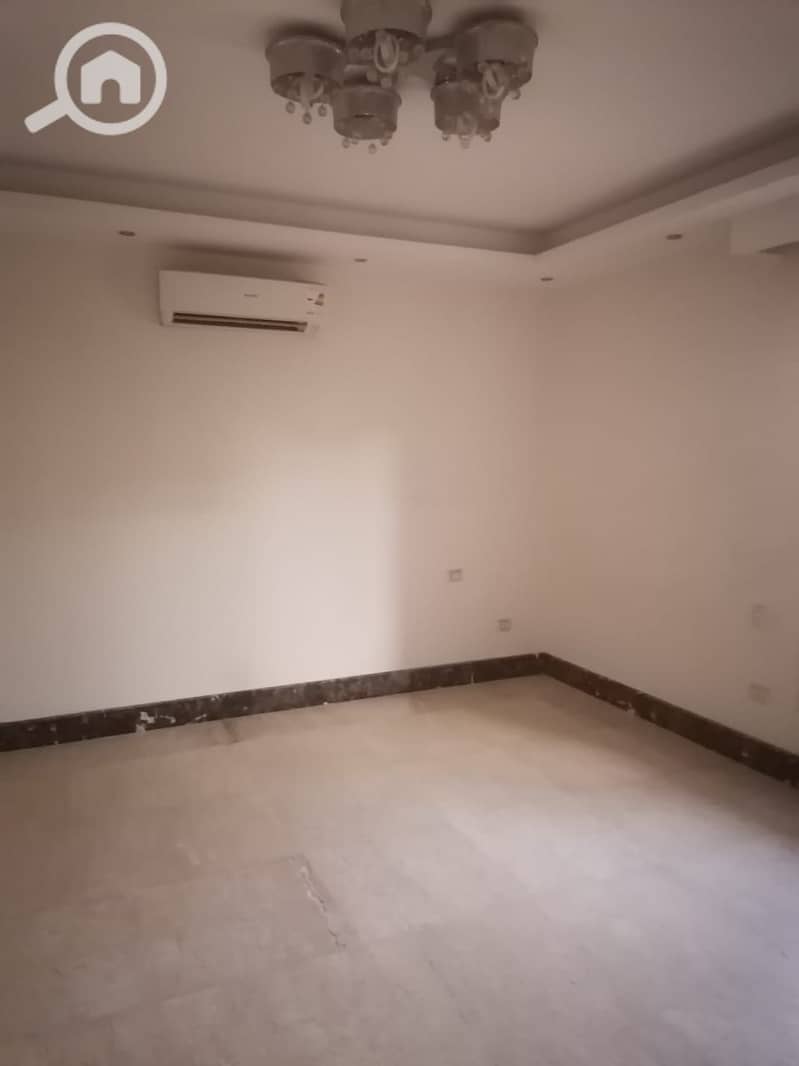 9 579fa6bd-882e-4b5a-96db-c27c56fd8188. jpg